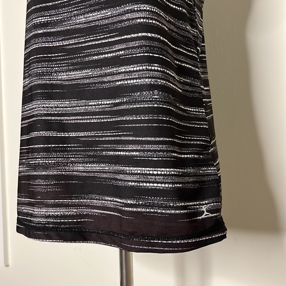 DANSKIN Black White Stripe Performance Tank Top S - Picture 4 of 7